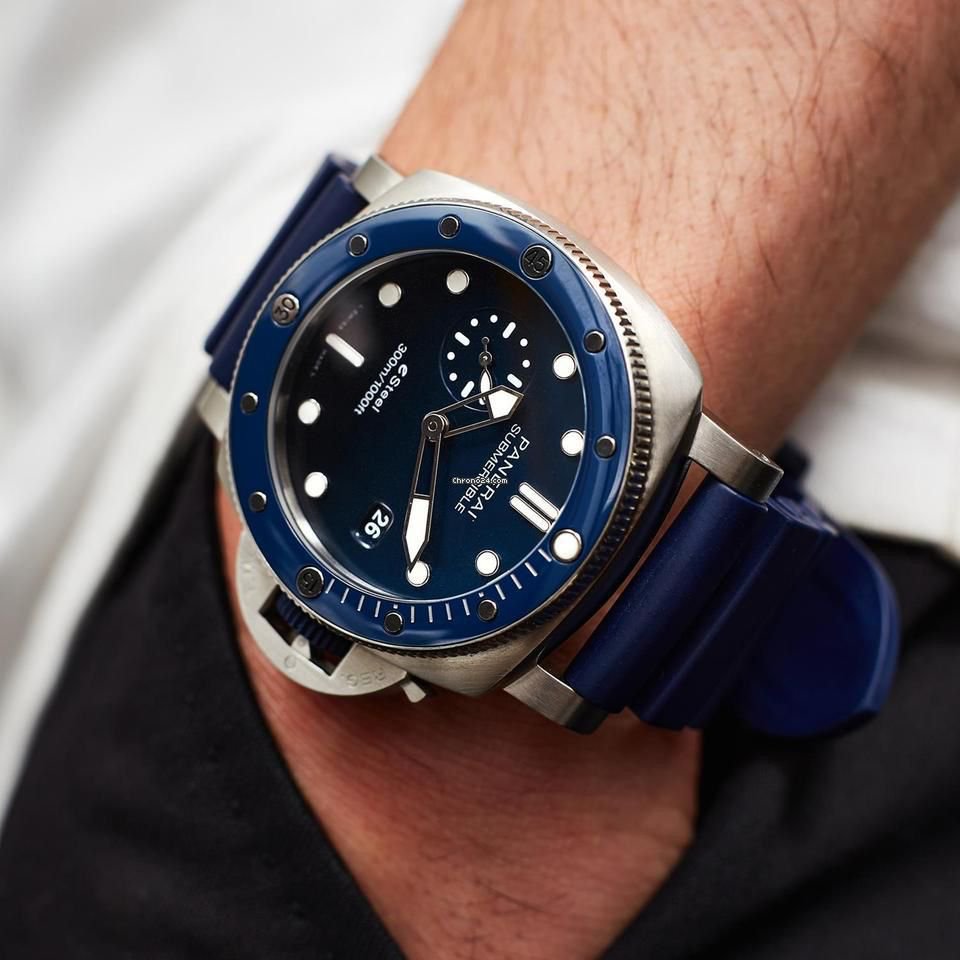 PANERAI SUBMERSIBLE PAM01289 AUTOMATIC