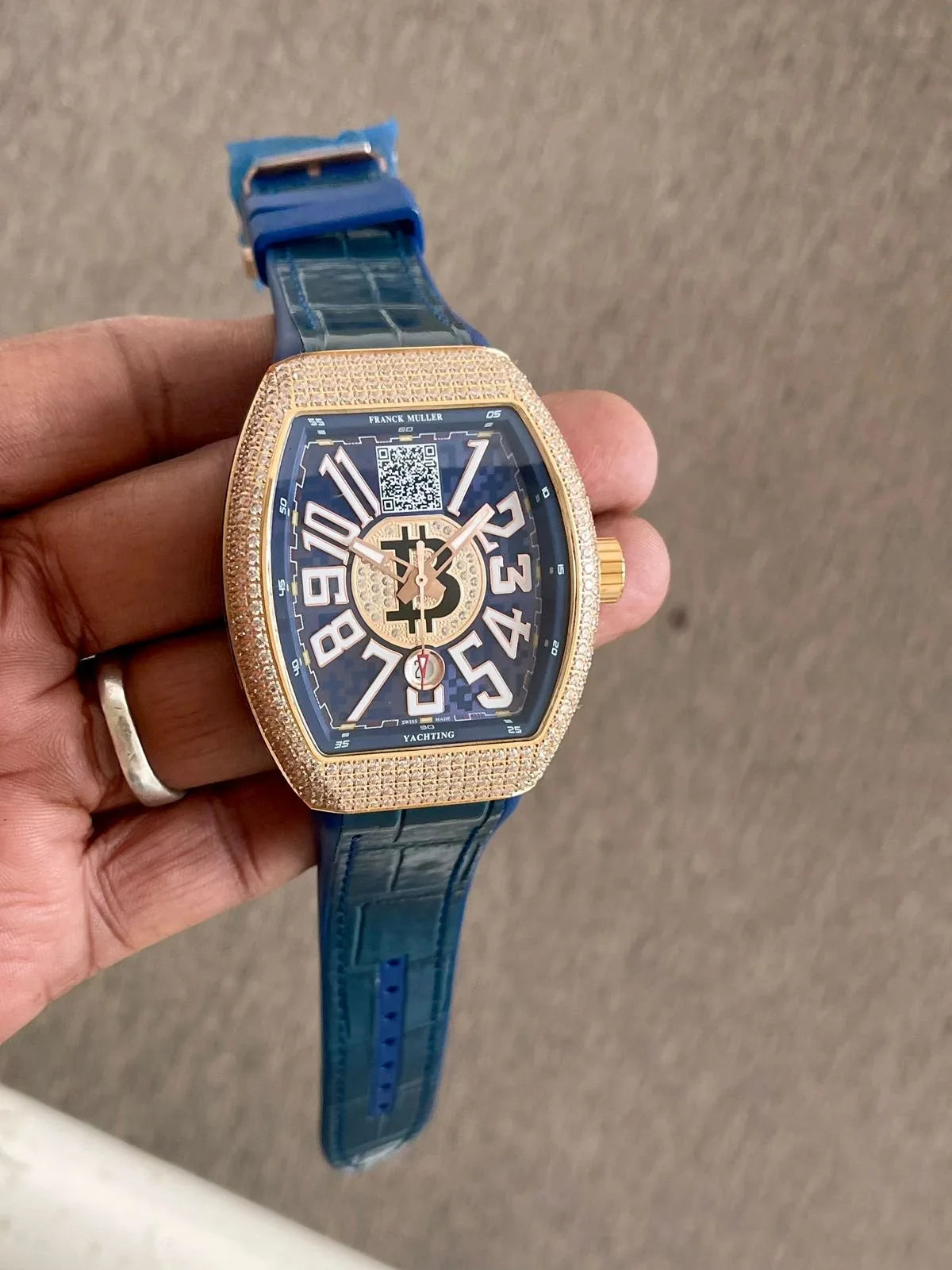 FRANK MILLER VANGUARD BITCOIN 7AAA PREMIUM AUTOMATIC