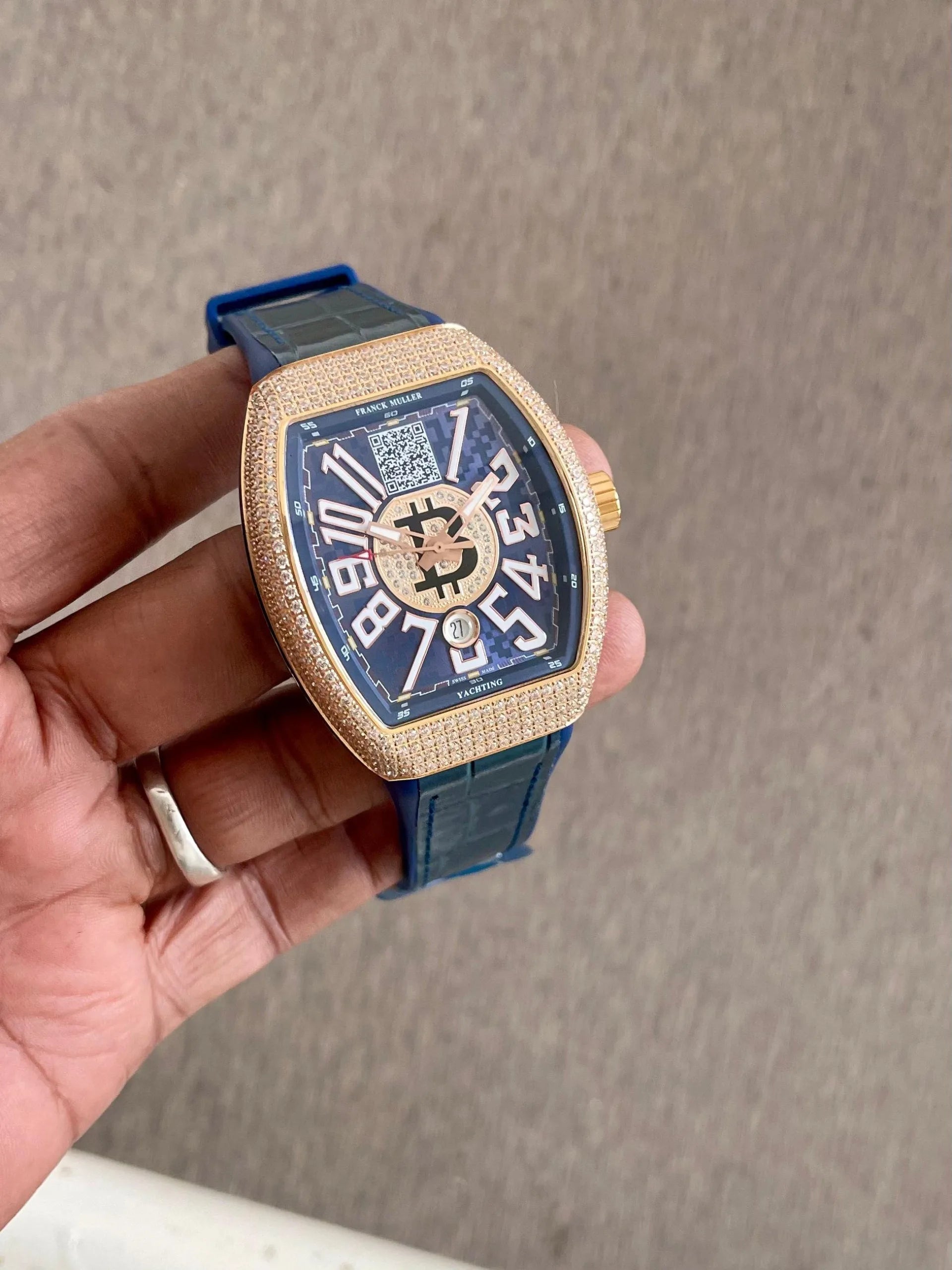 FRANK MILLER VANGUARD BITCOIN 7AAA PREMIUM AUTOMATIC