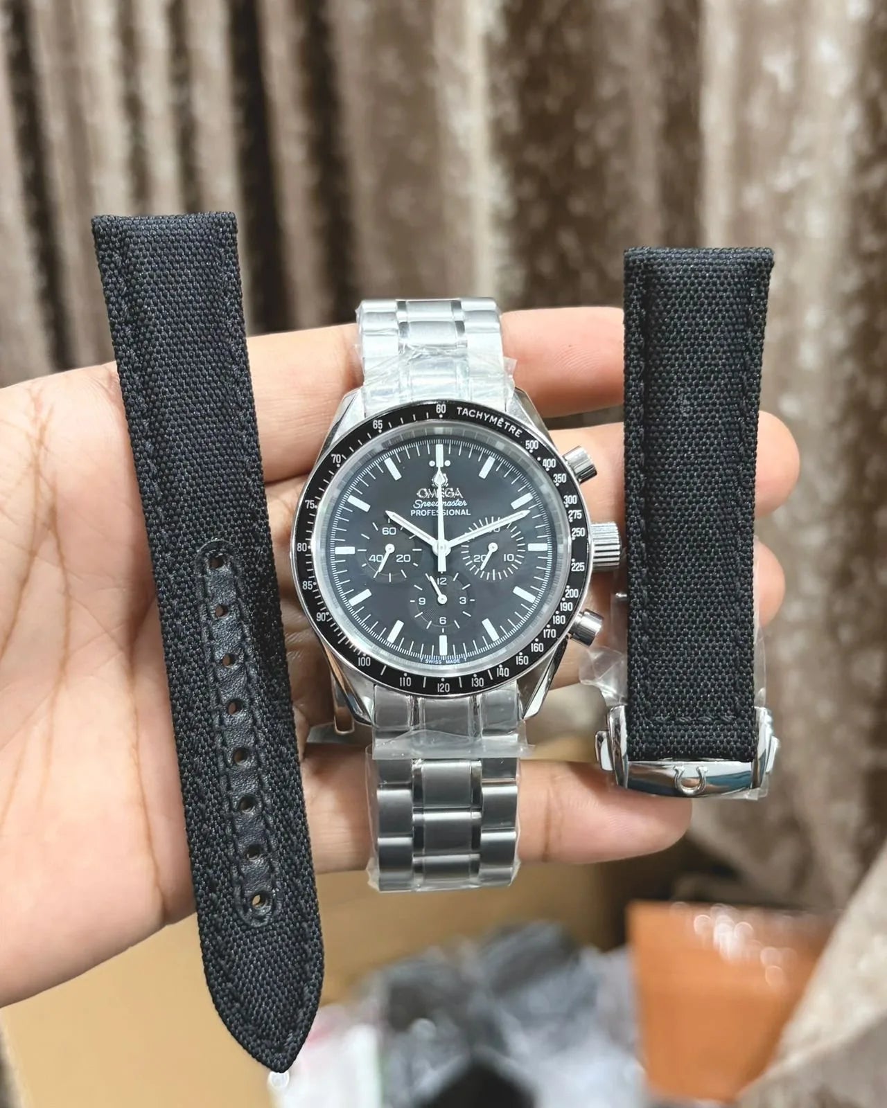 OMEGA SPEEDMASTER PROFESSIONAL MOONWATCH AUTOMATIC
